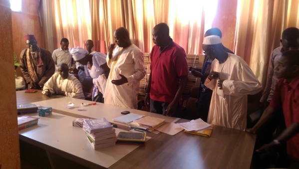 Distribution des fournitures scolaires : "Nous voulons que les meilleurs cadres de ce pays soient de Bambilor" (Ndiagne Diop, maire Bambilor)