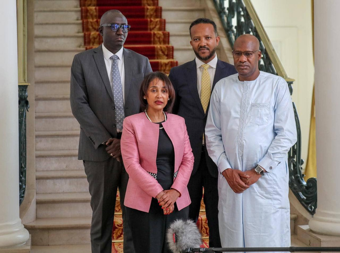 En entretien avec le Président Bassirou D. Faye : La Fondation Susan Thompson Buffett s’engage pour la santé maternelle et infantile au Sénégal En entretien avec le Président Bassirou D. Faye : La Fondation Susan Thompson Buffett s’engage pour la santé maternelle et infantile au Sénégal