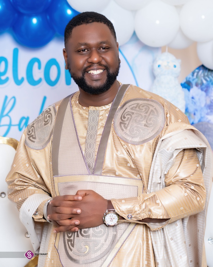 Cérémonie de baptême du fils du chroniqueur Pape Makhtar Diallo en images (Photos). Cérémonie de baptême du fils du chroniqueur Pape Makhtar Diallo en images (Photos).