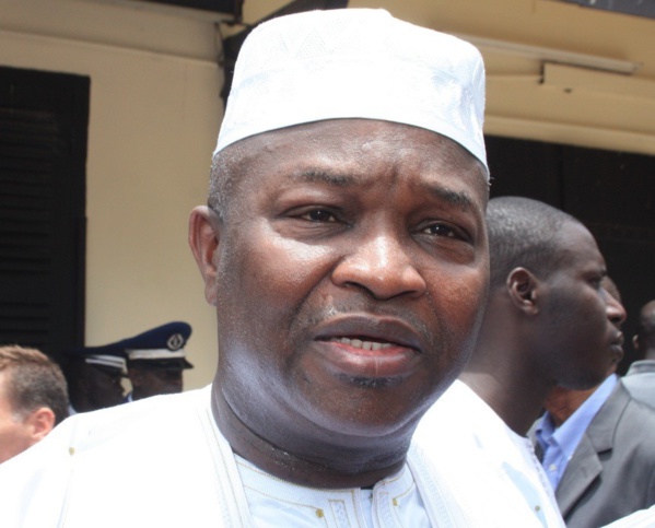 Me Alioune Badara Cissé: "Serigne Abdou Khadre a prié sur ma première robe d'avocat que je porte toujours"