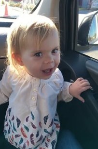 Cette petite fille qui imite Adele est tout simplement parfaite