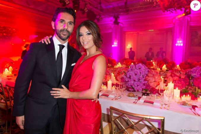 Eva Longoria, fiancée : Sa sublime bague dévoilée !