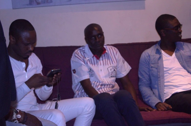 Photos - Ablaye Mbaye en studio pour la finalisation de son prochain album