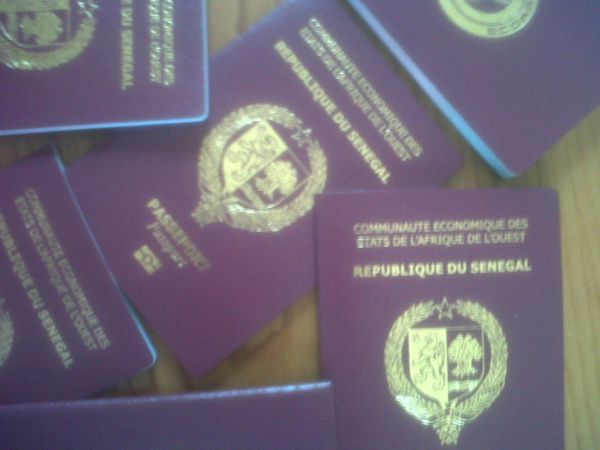 L’"ami” de Mankeur Ndiaye vend un passeport diplomatique à une Mbacké-Mbacké