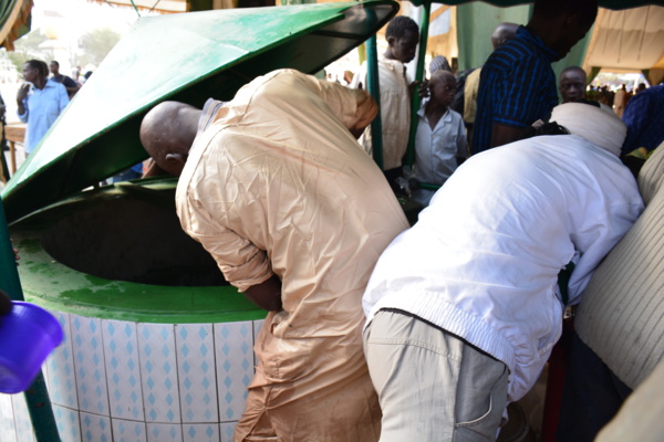 Photos-Médina Baye : La ruée des pèlerins vers le puits de Baye Niasse