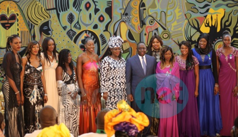Le Président Macky Sall  reçoit (une seconde fois) les Lionnes du Basket, victorieuses de l'Afrobasket 2015