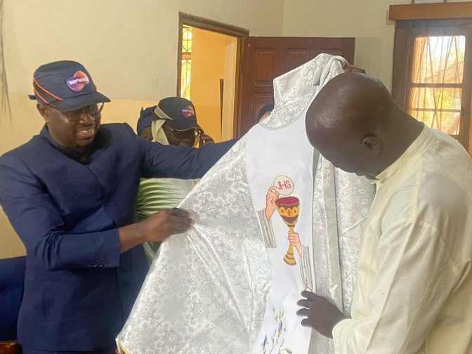 Photos/ Accès universel à l’électricité dans 9 villes du Sénégal notamment Joal, Ngazobil et Pointe-Sarène : Plus de 43 milliards mobilisés Photos/ Accès universel à l’électricité dans 9 villes du Sénégal notamment Joal, Ngazobil et Pointe-Sarène : Plus de 43 milliards mobilisés