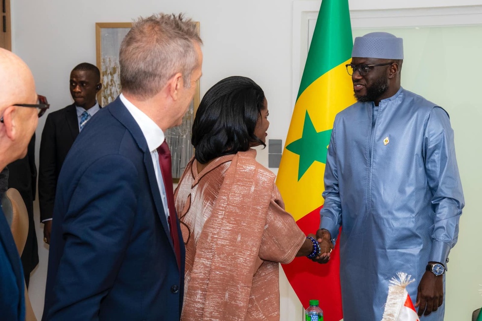 Le Président de l’Assemblée nationale reçoit une délégation de l’Association parlementaire Canada-Afrique Le Président de l’Assemblée nationale reçoit une délégation de l’Association parlementaire Canada-Afrique