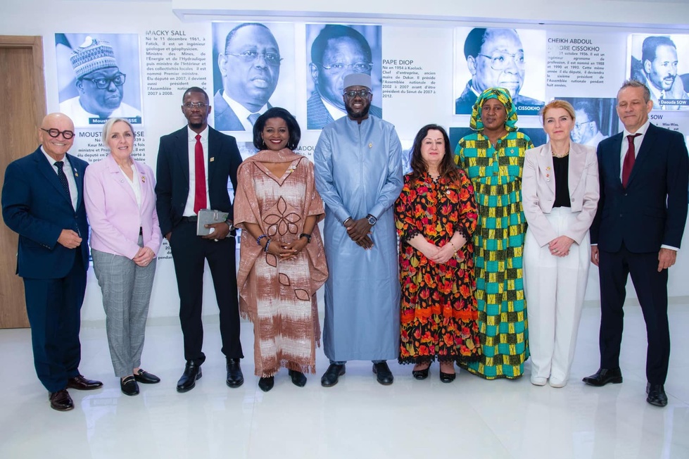 Le Président de l’Assemblée nationale reçoit une délégation de l’Association parlementaire Canada-Afrique Le Président de l’Assemblée nationale reçoit une délégation de l’Association parlementaire Canada-Afrique