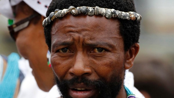 Afrique du Sud : Prison ferme pour le roi de la tribu de Mandela