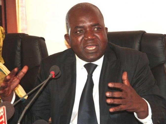 Annulation des décrets miniers : Oumar Sarr brise le silence