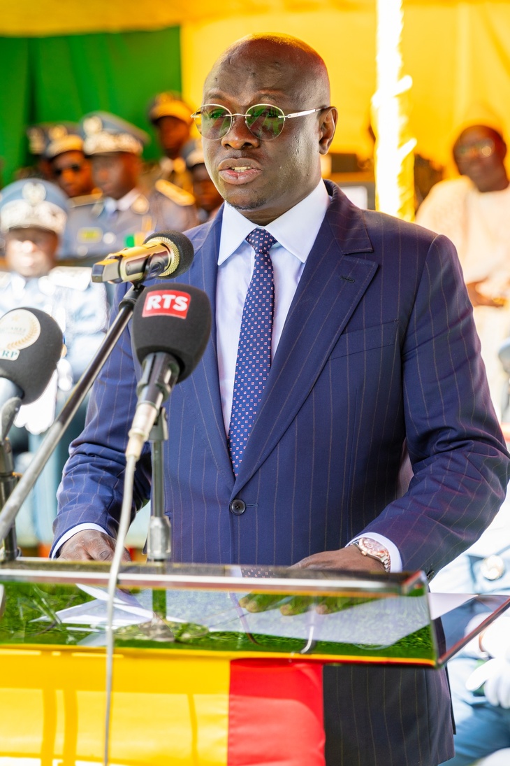 4 avril 2025 : Cérémonie de décoration des agents des Douanes, à la Médaille d’honneur 4 avril 2025 : Cérémonie de décoration des agents des Douanes, à la Médaille d’honneur