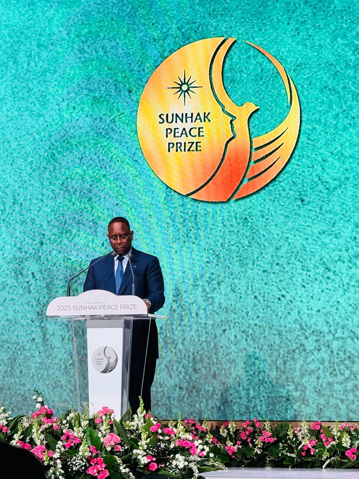 Vidéo + Photos / Sommet de la Fédération pour la Paix universelle à Séoul : Macky Sall rencontre M. Ban Ki Moon, ancien SG de l’ONU