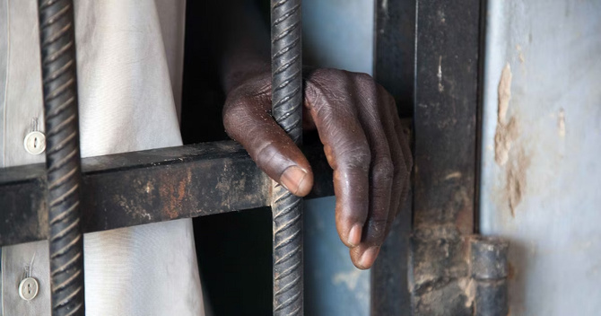Arrestation d’un faux policier : Vigile de profession, cet homme trompait ses cibles...