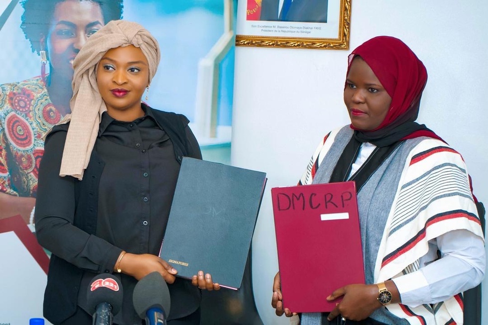 Signature d'une convention entre le FONGIP et KAAY JOB Signature d'une convention entre le FONGIP et KAAY JOB