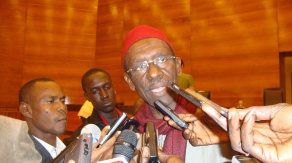 Doudou Wade écrit à Macky Sall: "Monsieur le Président de la République, « votre » projet de révision de la constitution"