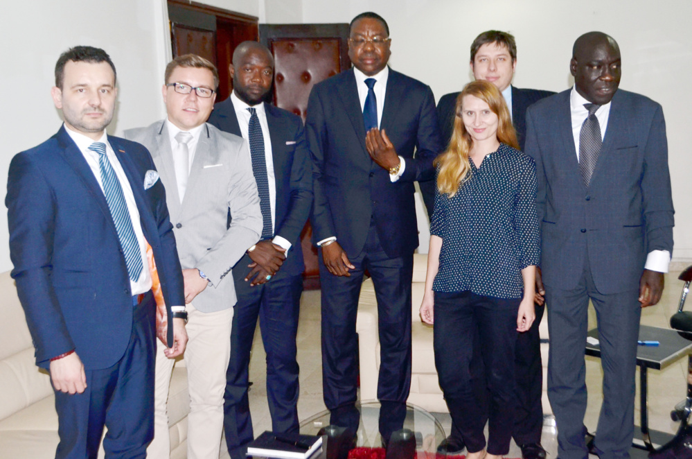 Diplomatie économique: Mankeur Ndiaye reçoit le groupe polonais MENICA