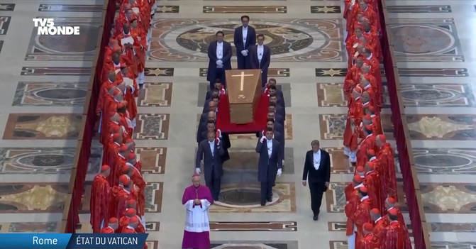 Cérémonie religieuse : Le pape François a été inhumé ce samedi dans la basilique Sainte Marie Majeure à Rome