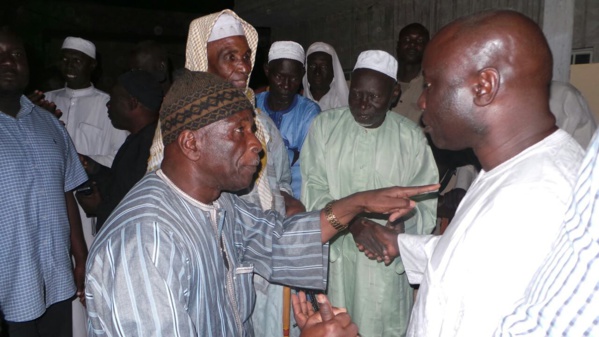 En route pour 2017 : Idrissa Seck investit la banlieue "quartier par quartier, maison par maison, one by one"
