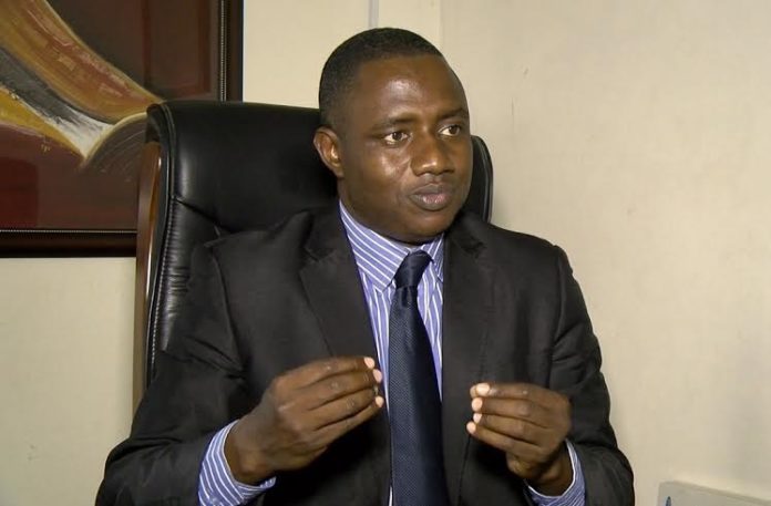 Harmattan I Sortie prochaine de deux livres de l’ancien Ministre, Dr. Yoro Dia : « Le Sénégal, une démocratie de Sisyphe… » et...