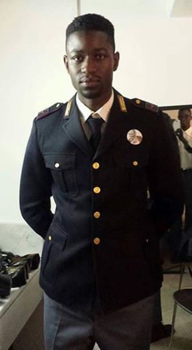 Fait inédit qui fâche en Italie : Le Sénégalais El Hadji Guèye, un Noir devenu policier italien Fait inédit qui fâche en Italie : Le Sénégalais El Hadji Guèye, un Noir devenu policier italien