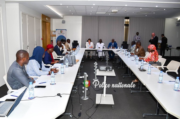 Photos : Mamadou Lamine Niang, Commissaire divisionnaire de Police de classe exceptionnelle, a présidé l’atelier de partage sur la lutte contre l’e-escroquerie, ce mardi