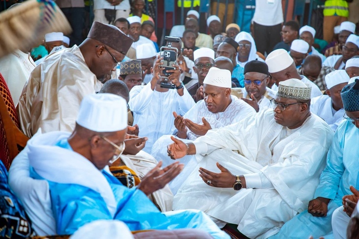 Photos/ Edition 2025 du Daaka de Médina Gounass: Ousmane Sonko, Premier Ministre à la cérémonie officielle Photos/ Edition 2025 du Daaka de Médina Gounass: Ousmane Sonko, Premier Ministre à la cérémonie officielle