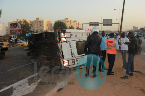 Accidents graves sur l'autoroute: L'indiscipline de deux chauffeurs de car "Ndiaga Ndiaye" fait de nombreux blessés