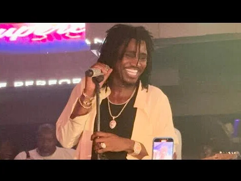 Affaire blanchiment de capitaux : Wally Seck visé par le Parquet financier