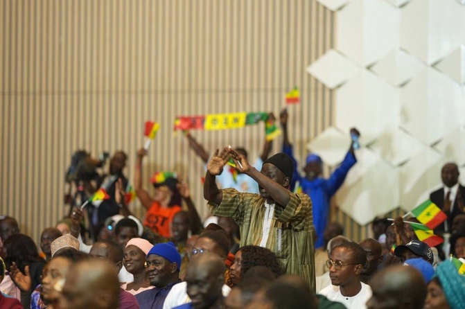 Africa CEO Forum I Bassirou Diomaye Faye : Une première journée rythmée entre diplomatie économique et dialogue avec la Diaspora Africa CEO Forum I Bassirou Diomaye Faye : Une première journée rythmée entre diplomatie économique et dialogue avec la Diaspora