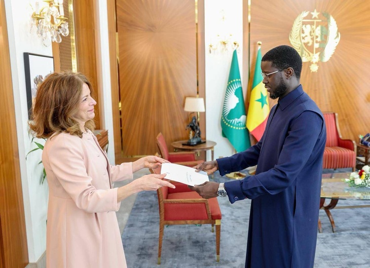 Photos I Diplomatie : Quatre nouveaux diplomates ont présenté leurs lettres de créance au président de la République, ce jeudi