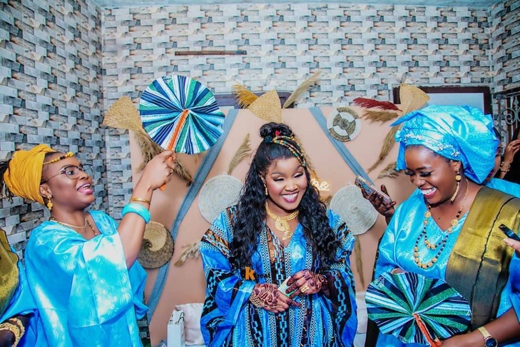 Union scellée sous le sceau d’un grand bonheur : Maty Sarr Niang s’est mariée hier samedi à Pikine -Images Union scellée sous le sceau d’un grand bonheur : Maty Sarr Niang s’est mariée hier samedi à Pikine -Images