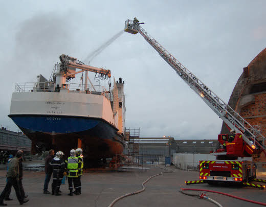 Port de Dakar:  3 morts dans l'incendie d'un navire chinois