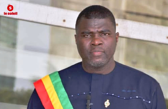 Critiques sur l’achat des véhicules des députés: Amadou Bâ, député de Pastef, dénonce une « manipulation crapuleuse »