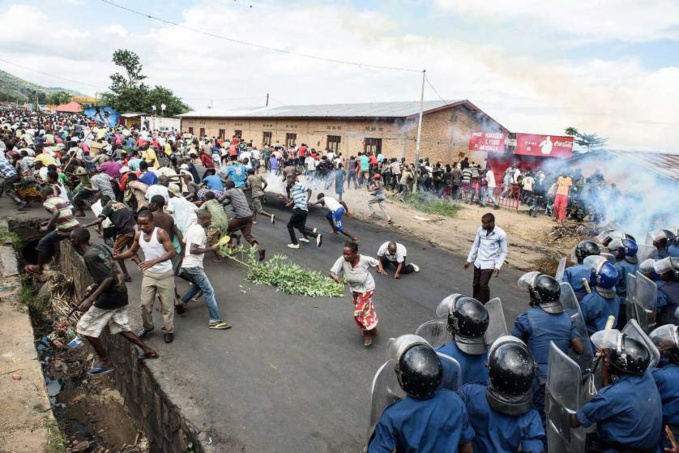 17 personnes arrêtées dont deux journalistes étrangers au Burundi