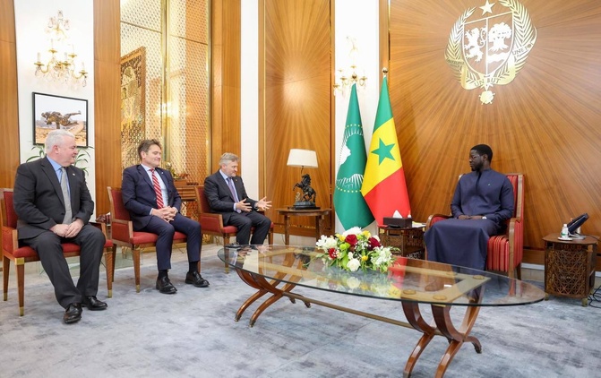 Exploitation du gaz : Le Président Faye a reçu une délégation de BP, après le chargement de la première cargaison de GNL du projet GTA