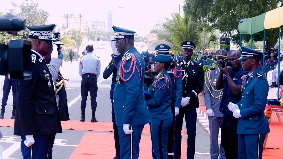 Police nationale : La 48ᵉ promotion reçoit le drapeau ce mardi 27 mai, en présence des autorités policières et du ministre de l’Intérieur Police nationale : La 48ᵉ promotion reçoit le drapeau ce mardi 27 mai, en présence des autorités policières et du ministre de l’Intérieur