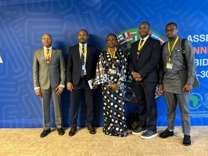 Guinée – BAD : Un accord historique de 32,5 millions USD signé par Mourana Soumah à Abidjan Guinée – BAD : Un accord historique de 32,5 millions USD signé par Mourana Soumah à Abidjan