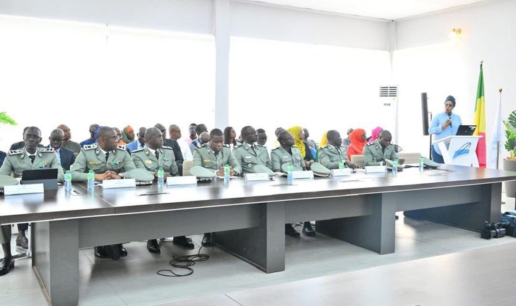Photos/ Modernisation de l’écosystème portuaire : Le Port autonome de Dakar, la Direction générale des Douanes et les acteurs portuaires signent deux protocoles d’accord historiques Photos/ Modernisation de l’écosystème portuaire : Le Port autonome de Dakar, la Direction générale des Douanes et les acteurs portuaires signent deux protocoles d’accord historiques