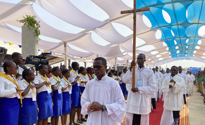 Popenguine : un pèlerinage d’espérance et de communion pour la jeunesse catholique