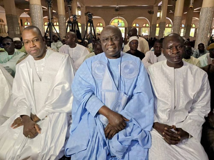 Tabaski 2025 : Le président Idrissa Seck à la mosquée Moussanté de Thiès pour la prière- Images