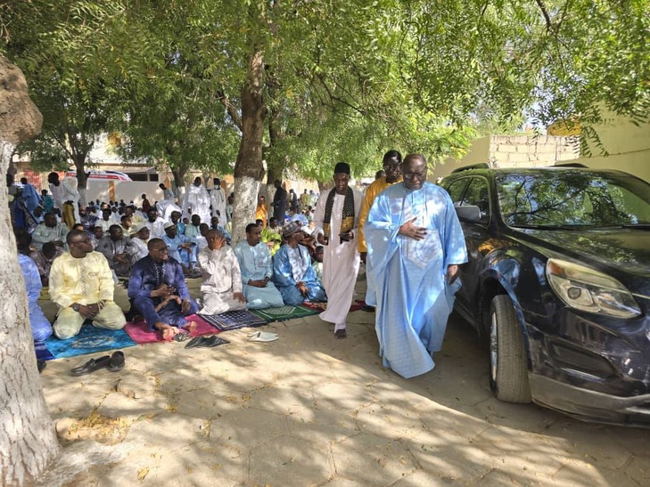 Tabaski 2025 : Le président Idrissa Seck à la mosquée Moussanté de Thiès pour la prière- Images