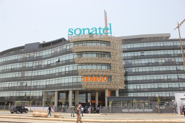 SONATEL-ORANGE : Un chiffre d'affaires au-dessus des 900 milliards FCFA en 2015