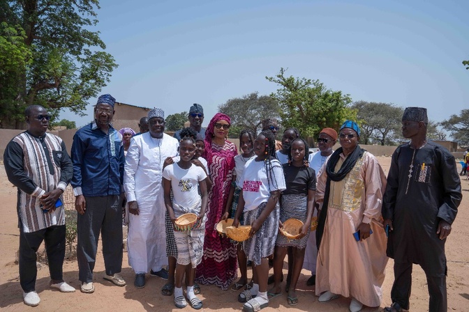 La Fondation Sonatel équipe les élèves de Thiaré Log