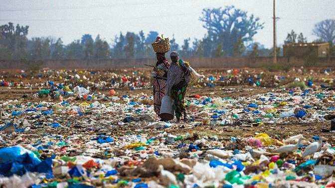 Protection des océans et Résilience côtière : Bargny au cœur de la lutte contre la pollution plastique