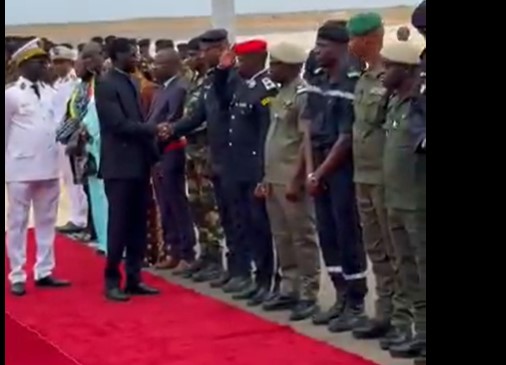 Arrivée du Président Bassirou Diomaye Faye à Saint-Louis