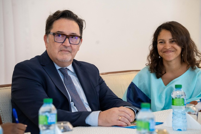 Rencontre avec le PAM et l’UNICEF : La Première Dame, Mme Absa Faye, s’engage pour un avenir plus solidaire Rencontre avec le PAM et l’UNICEF : La Première Dame, Mme Absa Faye, s’engage pour un avenir plus solidaire