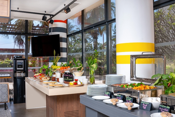 IBIS STYLES Dakar ouvre ses portes et s'impose comme la nouvelle adresse tendance au cœur de la capitale sénégalaise (Photos)