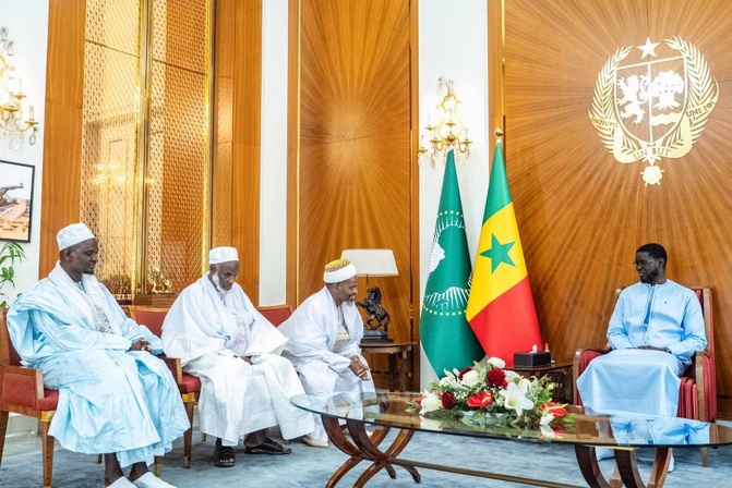 Audience présidentielle : Le Khalife général du Fouladou reçu par le chef de l’État