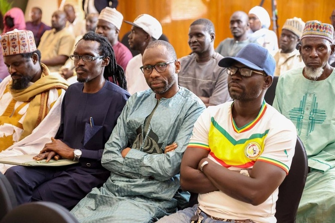 En visite au Nigéria : Le Président Diomaye Faye échange avec la communauté sénégalaise